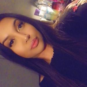 Meet your Posher, Racquel